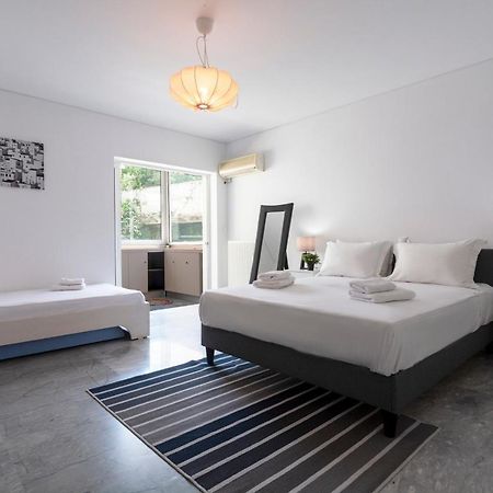 Central 3Bd Apt. Near Acropolis أثينا المظهر الخارجي الصورة