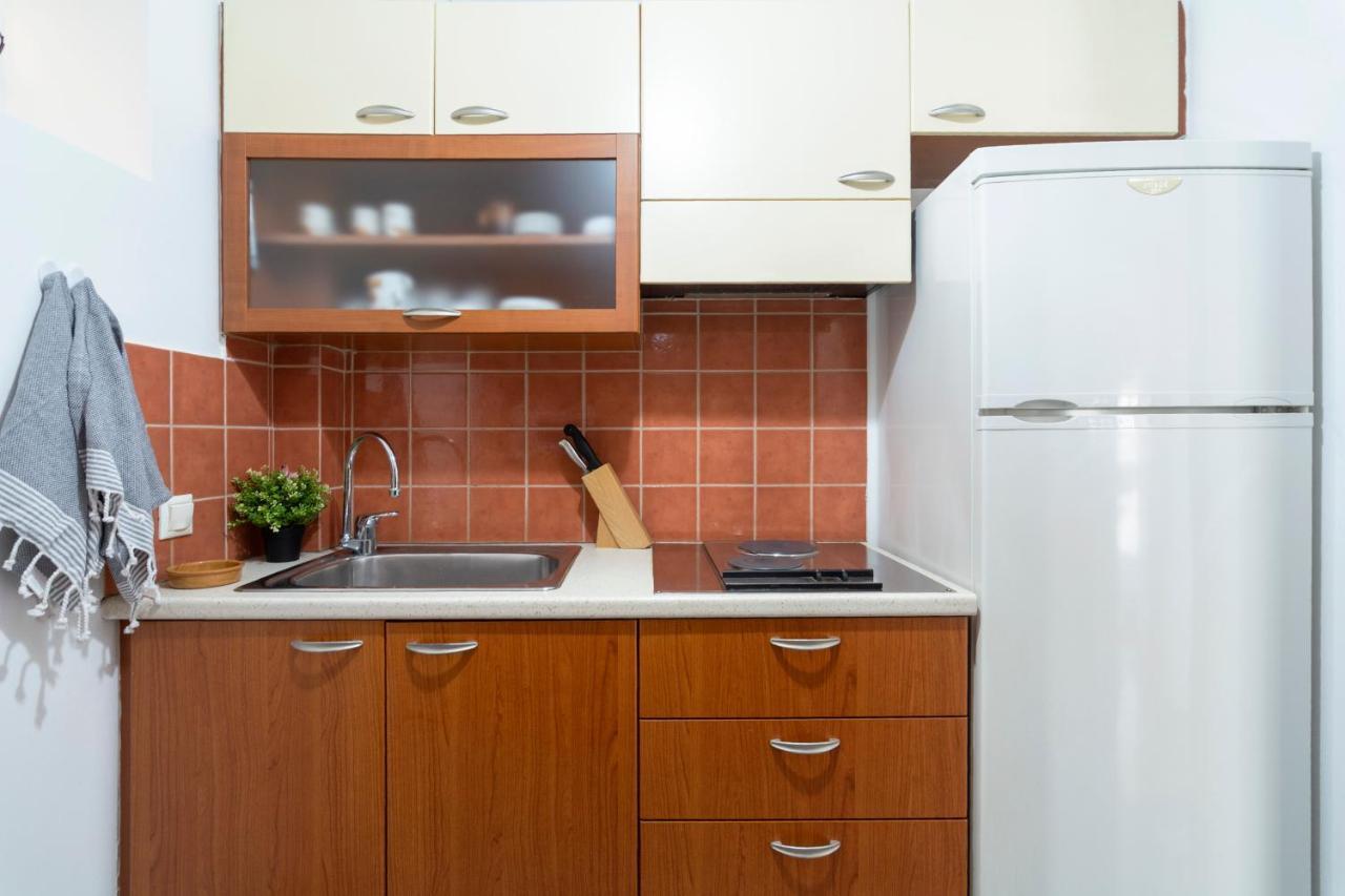 Central 3Bd Apt. Near Acropolis أثينا المظهر الخارجي الصورة